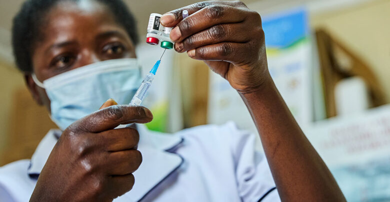 Ghana Becomes First Country To Approve Oxford University's Malaria Vaccine