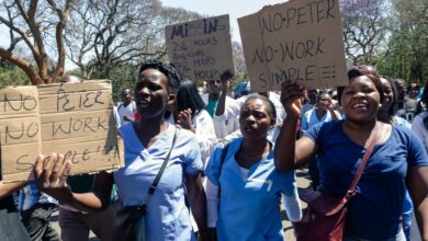 Zimbabwe's Healthcare Workers Go On Strike Over Wages, Inflation Crisis