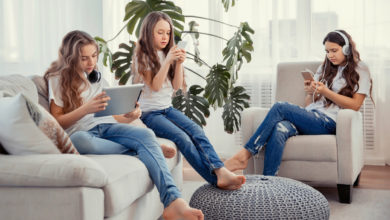 Kids Who Spend More Time Using Smart Devices Are At Greater Risk Of Getting A Heart Disease - Study