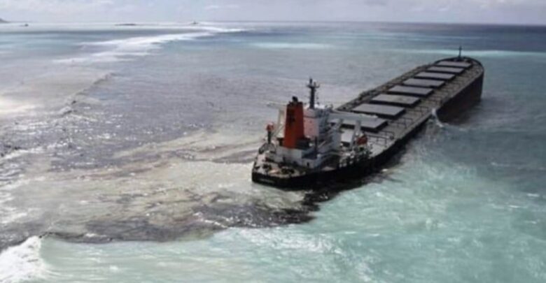 Mauritius Police Arrests Captain Of MV Wakashio Ship That Spilled Tonnes Of Oil