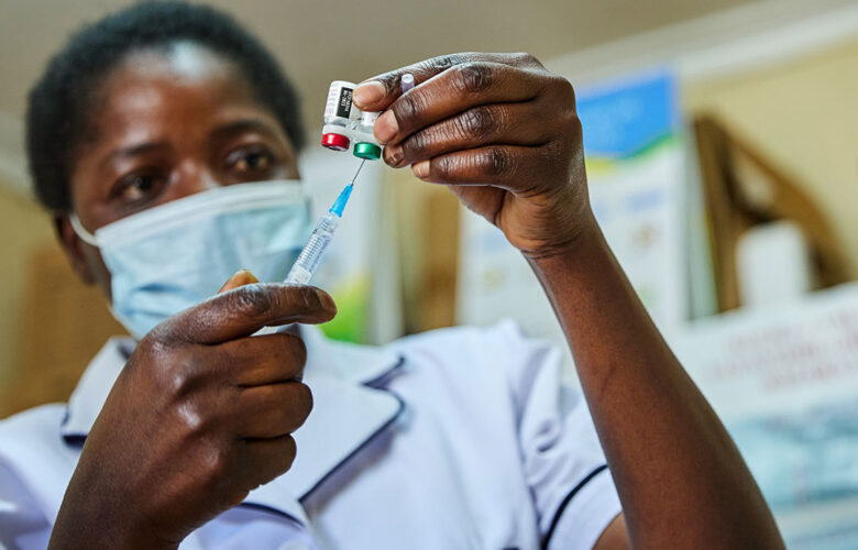 Ghana Becomes First Country To Approve Oxford University's Malaria Vaccine
